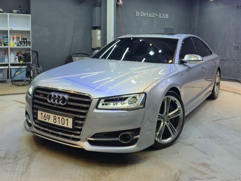 Audi S8 4.0 TFSI quattro D4 — пробег 215 000 км — фото 3 из 5