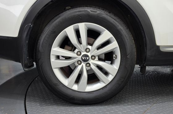 Kia Sorento Diesel 2.0 2WD Prestige — пробег 80 448 км — фото 5 из 5