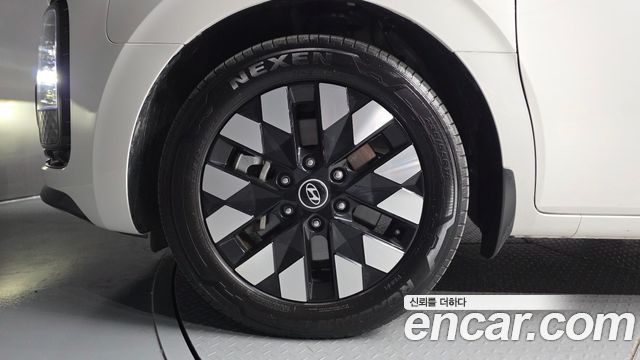 Hyundai Staria из Кореи Encar
