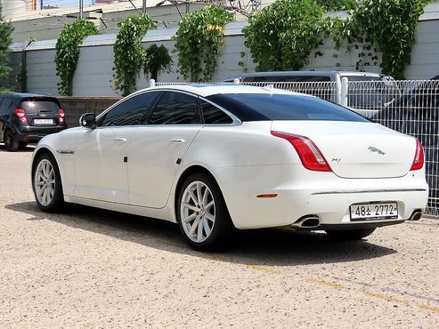 Jaguar XJ 3.0D Premium Luxury SWB X351 — пробег 114 785 км — фото 3 из 5