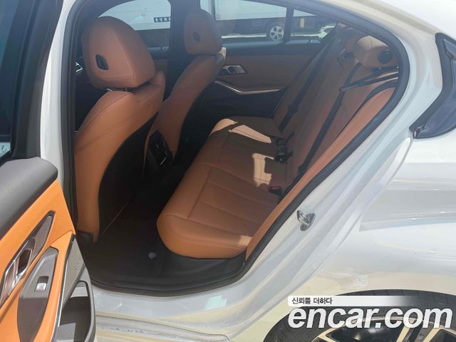 BMW 3-Series из Кореи Encar