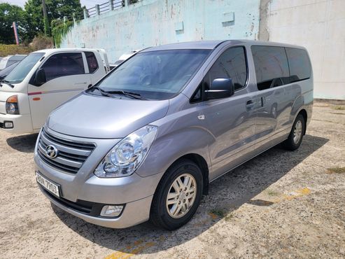Hyundai Starex 3-Seater VAN CVX Luxury — пробег 222 064 км — фото 2 из 5