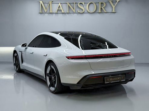 Porsche Taycan Base — пробег 14 980 км — фото 2 из 5