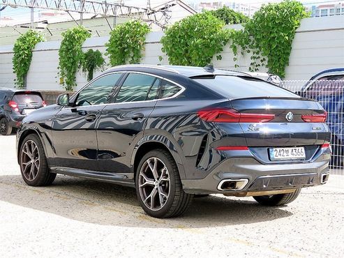 BMW X6 xDrive40i M Sport — пробег 44 973 км — фото 3 из 5