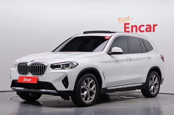 BMW X3 xDrive 20i — пробег 27 556 км — фото 1 из 5
