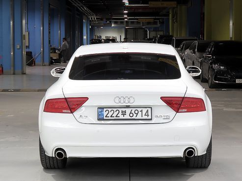 Audi A7 3.0 TDI Quattro Dynamic 4G — пробег 101 898 км — фото 3 из 5