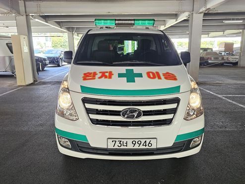 Hyundai Starex Ambulance — пробег 23 000 км — фото 2 из 5