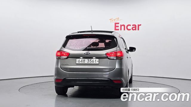 Kia Carens из Кореи Encar