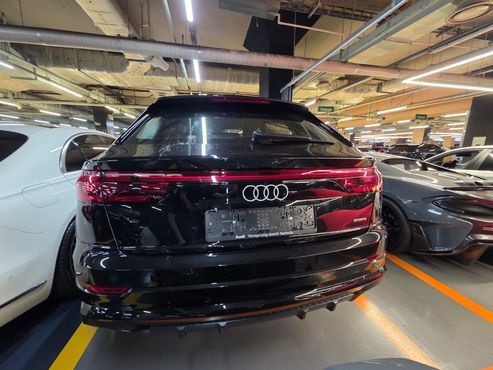 Audi Q8 50 TDI Quattro Premium — пробег 20 км — фото 2 из 5