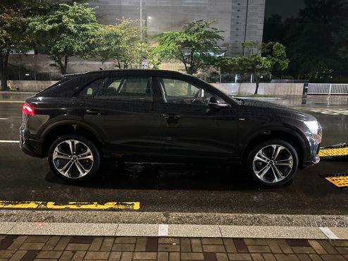 Audi Q8 50 TDI Quattro Premium — пробег 20 км — фото 4 из 5