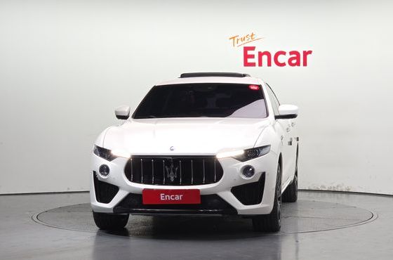 Maserati Levante 3.0 Diesel AWD GranLusso — пробег 174 465 км — фото 3 из 5