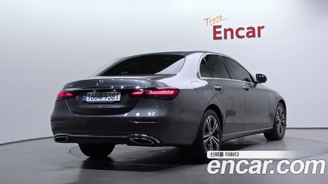 Mercedes-Benz E-Class из Кореи Encar