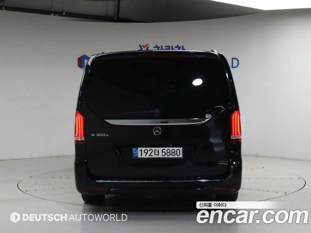 Mercedes-Benz V-Class V250 Bluetec W447 — пробег 163 463 км — фото 4 из 5