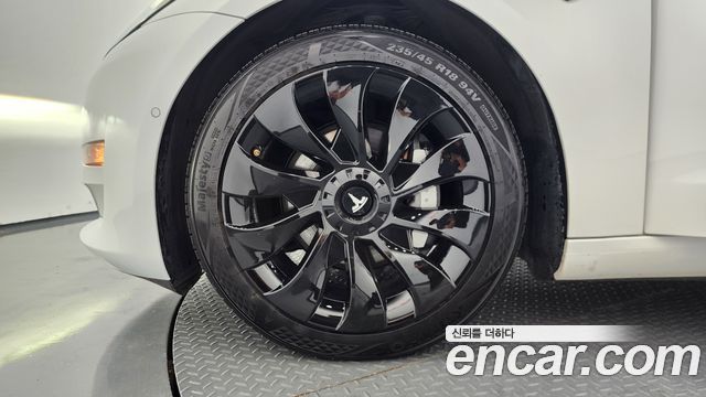 Tesla Model 3 Long Range AWD — пробег 118 722 км — фото 5 из 5
