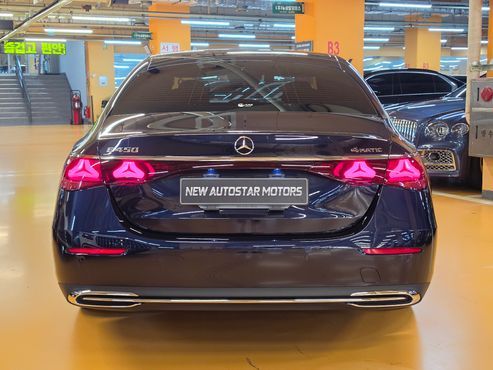Mercedes-Benz E-Class E450 4MATIC Exclusive — пробег 10 000 км — фото 3 из 5