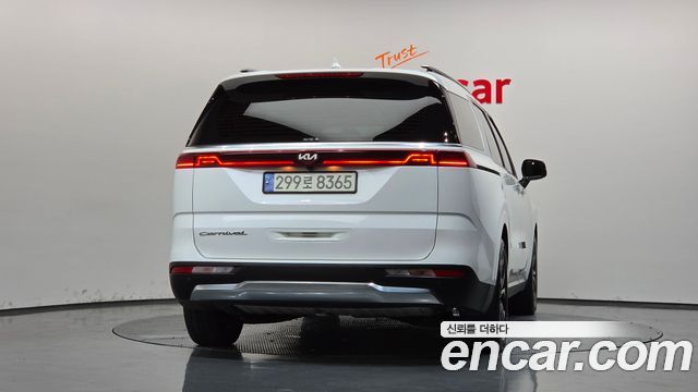 Kia Carnival Diesel 9-Seater Noblesse — пробег 133 608 км — фото 4 из 5
