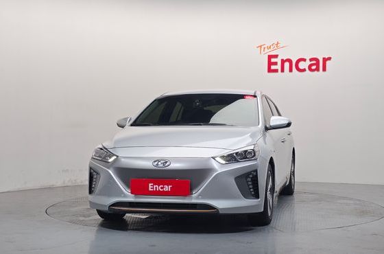 Hyundai Ioniq Q — пробег 36 050 км — фото 3 из 5