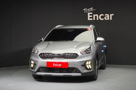 Kia Niro 1.6 HEV Prestige — пробег 53 014 км — фото 3 из 5