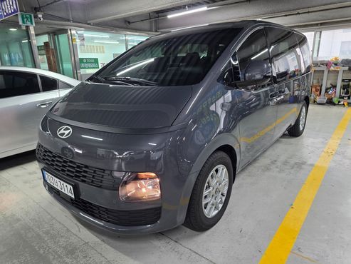 Hyundai Staria L3.5 Tourer 11-Seater Modern — пробег 1 900 км — фото 1 из 5