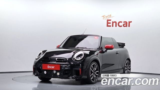 Mini Cooper Convertible JCW — пробег 8 846 км — фото 1 из 5
