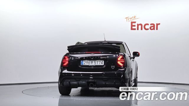 Mini Cooper Convertible JCW — пробег 8 846 км — фото 4 из 5