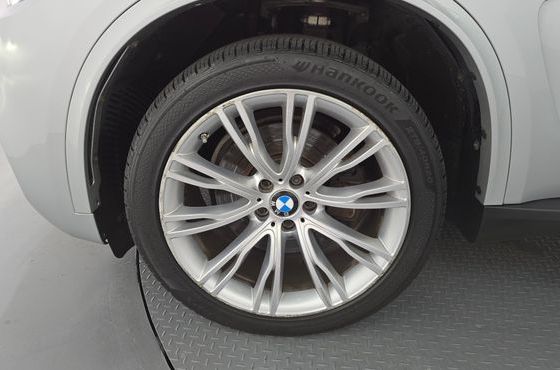 BMW X5 xDrive 40d — пробег 85 574 км — фото 5 из 5