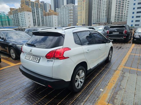 Peugeot 2008 1.6 e-HDi Feline L — пробег 112 393 км — фото 4 из 5