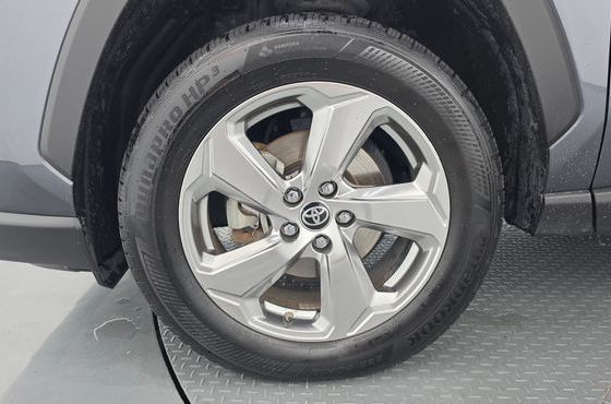 Toyota RAV4 2.5 2WD Hybrid — пробег 57 370 км — фото 5 из 5