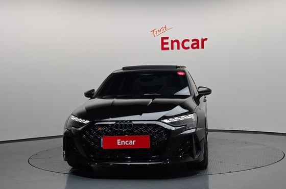 Audi RS3 2.5 TFSI Quattro Carbon Edition — пробег 7 139 км — фото 3 из 5