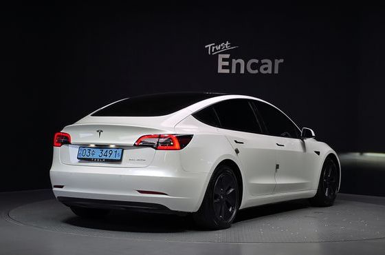 Tesla Model 3 Long Range AWD — пробег 100 225 км — фото 2 из 5