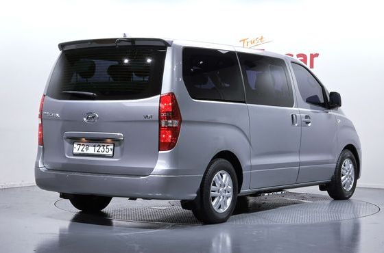 Hyundai Starex 12-Seater Wagon Modern — пробег 124 474 км — фото 2 из 5