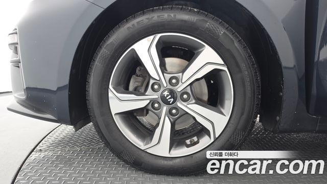 Kia K3 из Кореи Encar