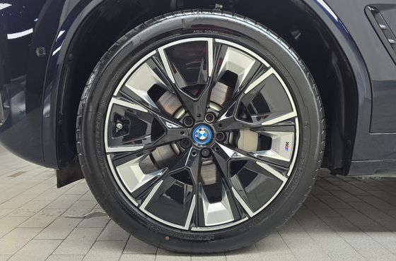BMW iX3 M Sports — пробег 28 991 км — фото 5 из 5