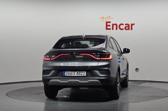 Renault (Samsung) Arkana 1.6 GTe Iconic — пробег 64 км — фото 4 из 5