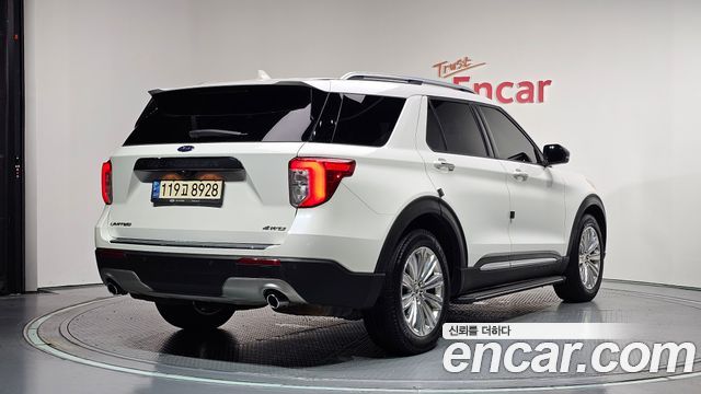 Ford Explorer 2.3 LimIted 4WD — пробег 73 856 км — фото 2 из 5