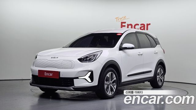 Kia Niro Air — пробег 43 030 км — фото 1 из 5