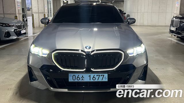 BMW i5 eDrive 40 M Sport — пробег 34 036 км — фото 2 из 5