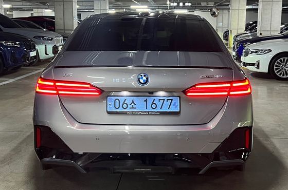BMW i5 eDrive 40 M Sport — пробег 34 036 км — фото 3 из 5