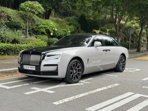 Rolls-Royce Ghost 6.7 V12 Black Badge — пробег 18 750 км — фото 1 из 5
