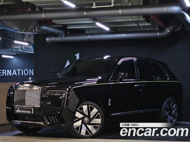 Rolls-Royce Cullinan 6.7 V12 — пробег 5 700 км — фото 2 из 5
