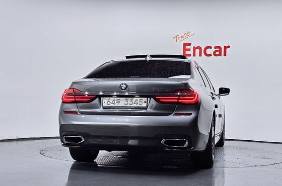BMW 7-Series 740Ld xDrive M Sport — пробег 152 488 км — фото 4 из 5