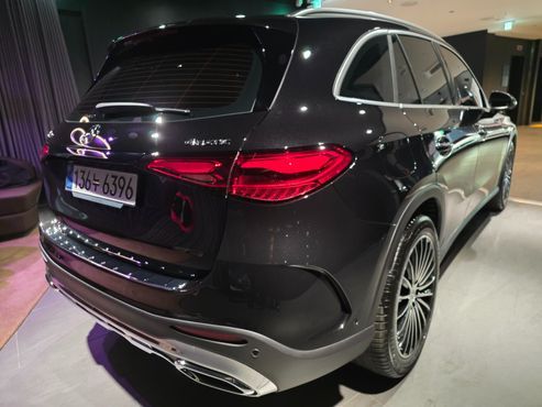 Mercedes-Benz GLC-Class GLC300 4MATIC AMG Line — пробег 2 230 км — фото 3 из 5