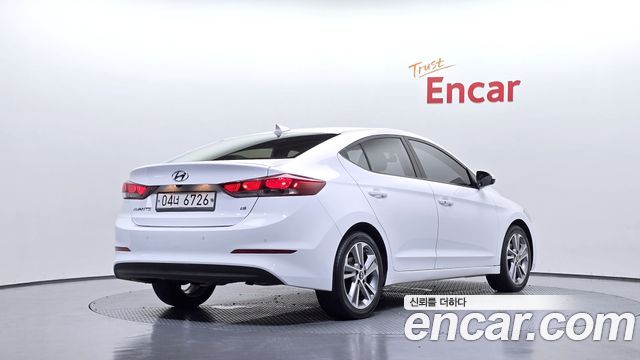 Hyundai AVANTE из Кореи Encar
