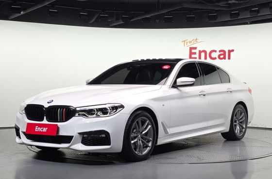 BMW 5-Series 520d xDrive M Sport Package Plus — пробег 117 858 км — фото 1 из 5
