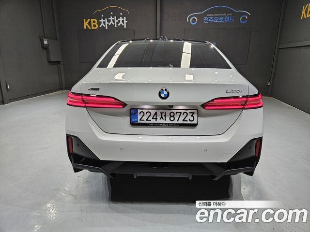 BMW 5-Series 530i xDrive M Sport — пробег 6 417 км — фото 4 из 5