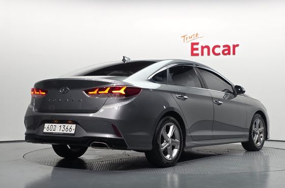 Hyundai Sonata 2.0 Smart — пробег 170 266 км — фото 2 из 5