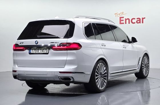 BMW X7 xDrive 40d Design Pure Excellence 6-Seater — пробег 77 024 км — фото 2 из 5