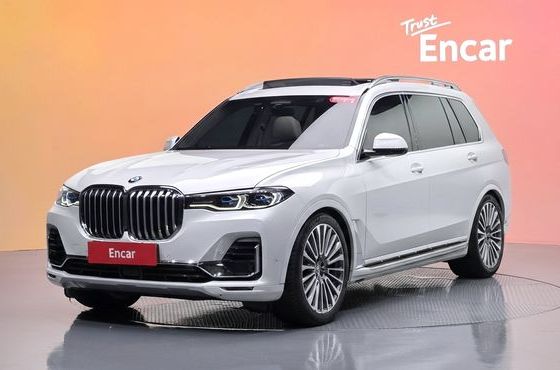 BMW X7 xDrive 40d Design Pure Excellence 6-Seater — пробег 77 024 км — фото 1 из 5