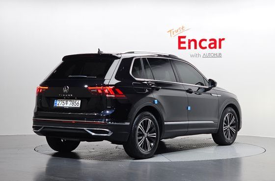 Volkswagen Tiguan 2.0 TDI Premium — пробег 69 434 км — фото 2 из 5