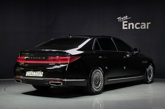 Genesis G90 3.8 AWD Premium Luxury — пробег 110 344 км — фото 2 из 5